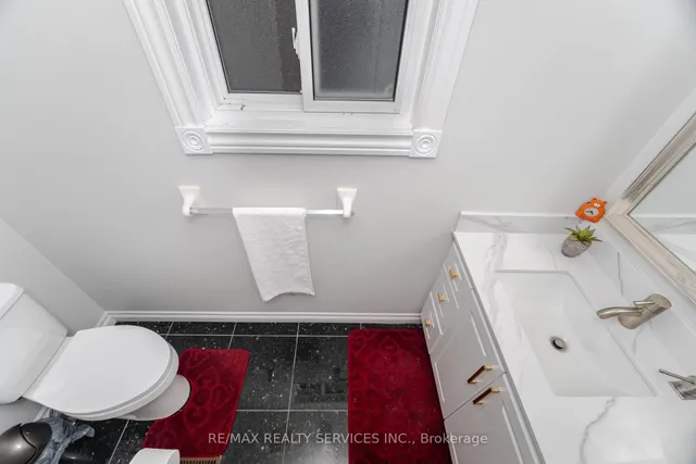 Additional image 17 of 59 Hullen Cres