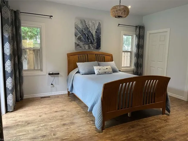 Additional image 40 of 915 Governors Rd