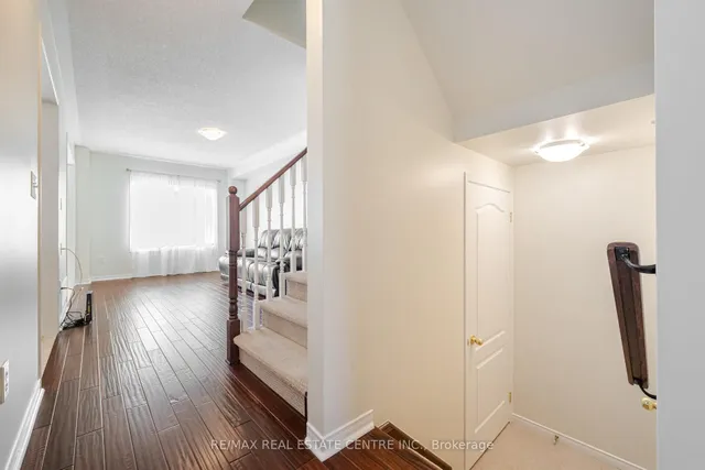 Additional image 28 of 4834 Capri Cres