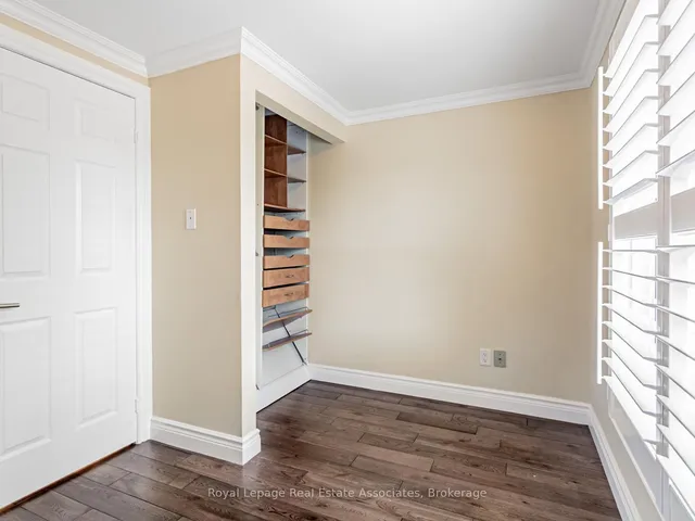 Additional image 21 of 35 Glenmanor Dr