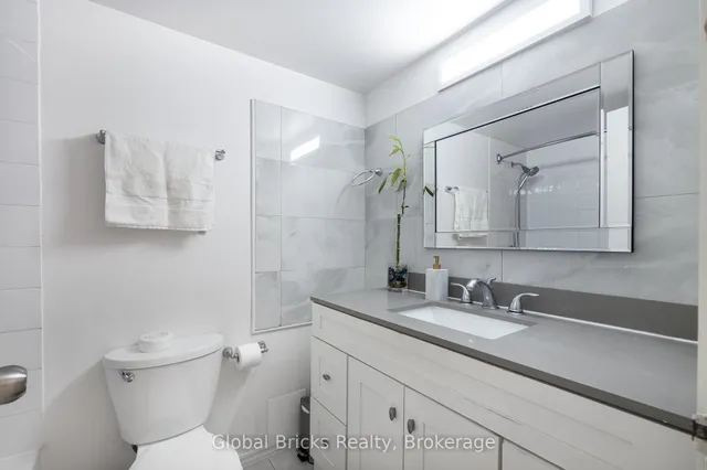 Additional image 37 of 380 Dixon Rd Unit 1904