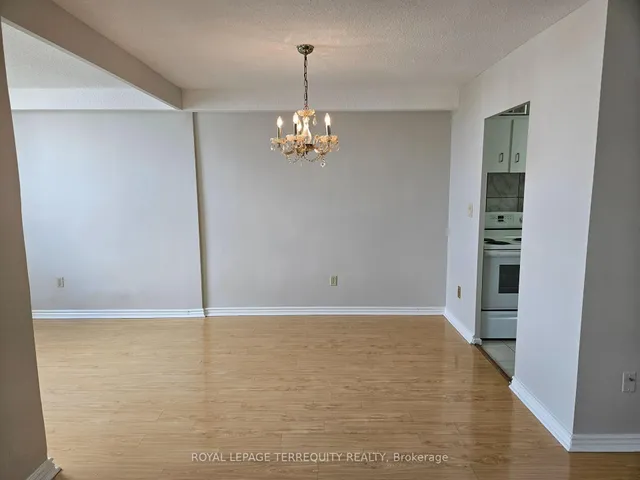 Additional image 9 of 5 Shady Gfwy Unit 1402