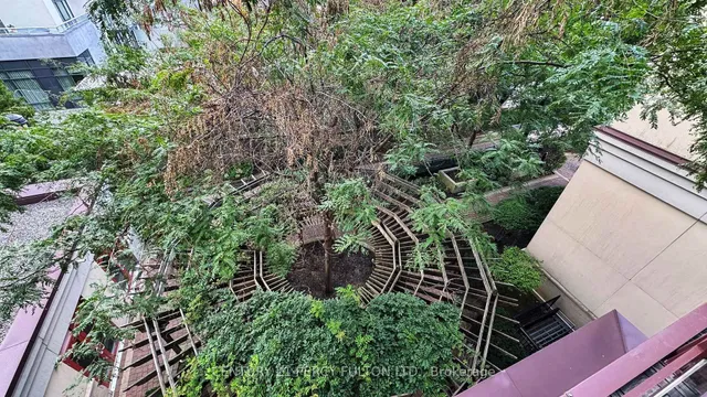 Additional image 42 of 23 Rean Dr Unit 405