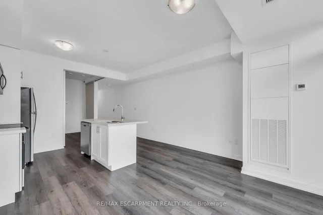 Additional image 14 of 470 Dundas St Unit 220