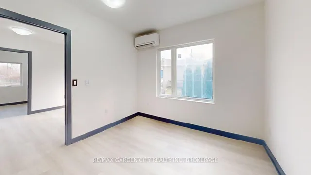 Additional image 21 of 23 Warren Ave