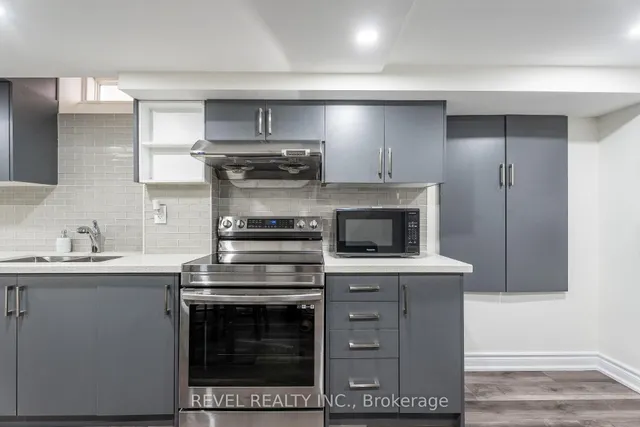 Additional image 42 of 555 Veterans Dr