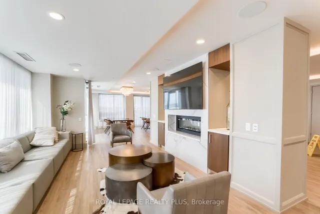 Additional image 36 of 1050 Main St Unit 620