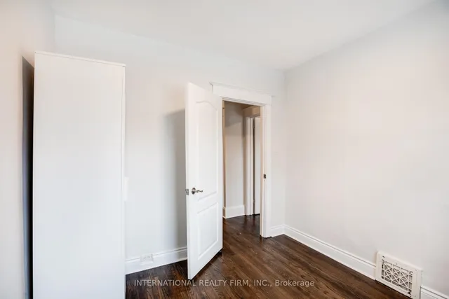 Additional image 27 of 109 Monarch Park Ave