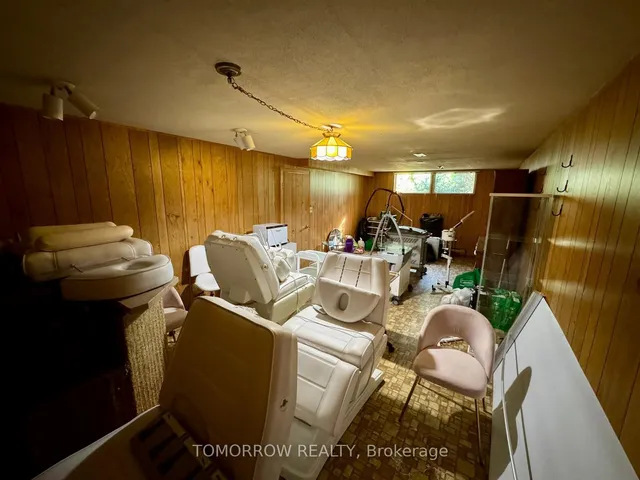 Additional image 43 of 23 Resolution Cres