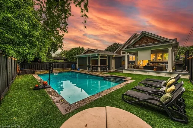 Additional image 38 of 515 Bridgman Ave