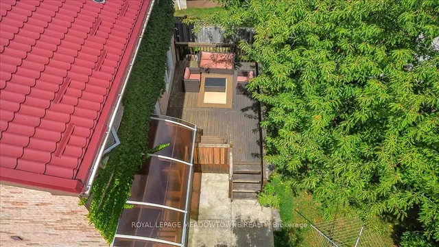 Additional image 34 of 836 Greycedar Cres