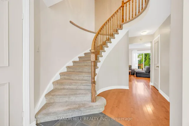 Additional image 7 of 72 Lacewood Cres