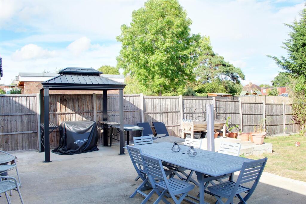 Additional image 21 of Westland Drive, Brookmans Park