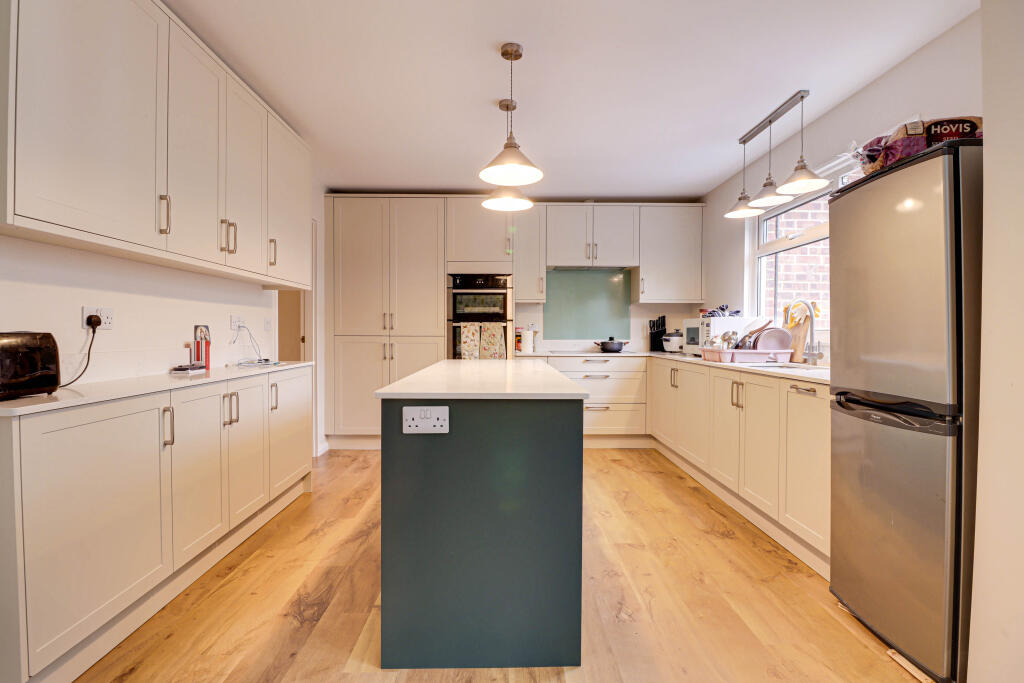 Additional image 13 of Penn Road, Park Street, St Albans, AL2