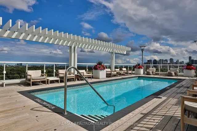 Additional image 29 of 3018 Yonge St Unit #204