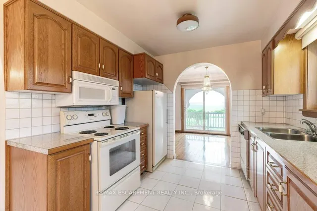 Additional image 16 of 595 Green Mountain Rd