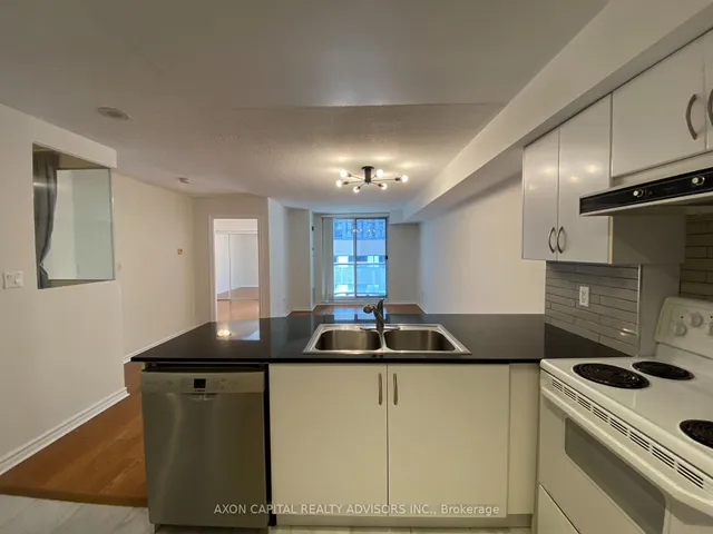 Additional image 38 of 801 Bay St Unit 902