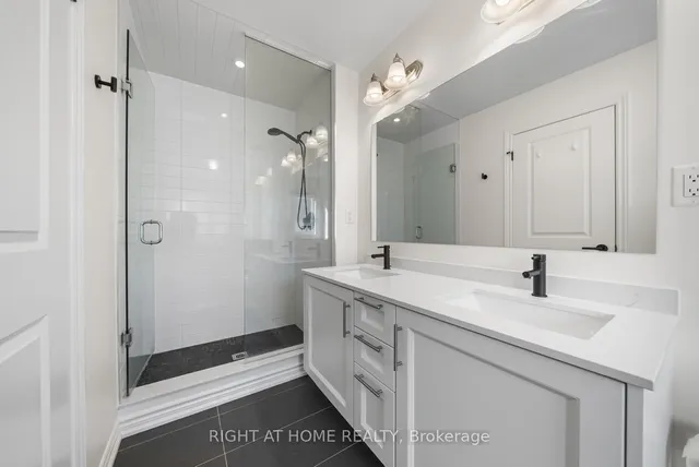 Additional image 24 of 471 Bergamot Ave