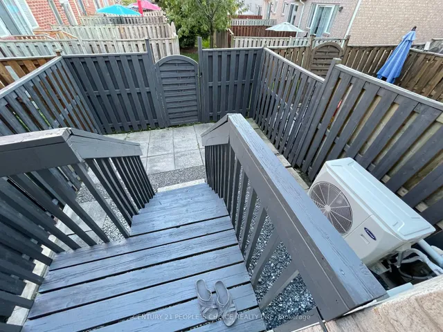 Additional image 46 of 83 Spadina Rd