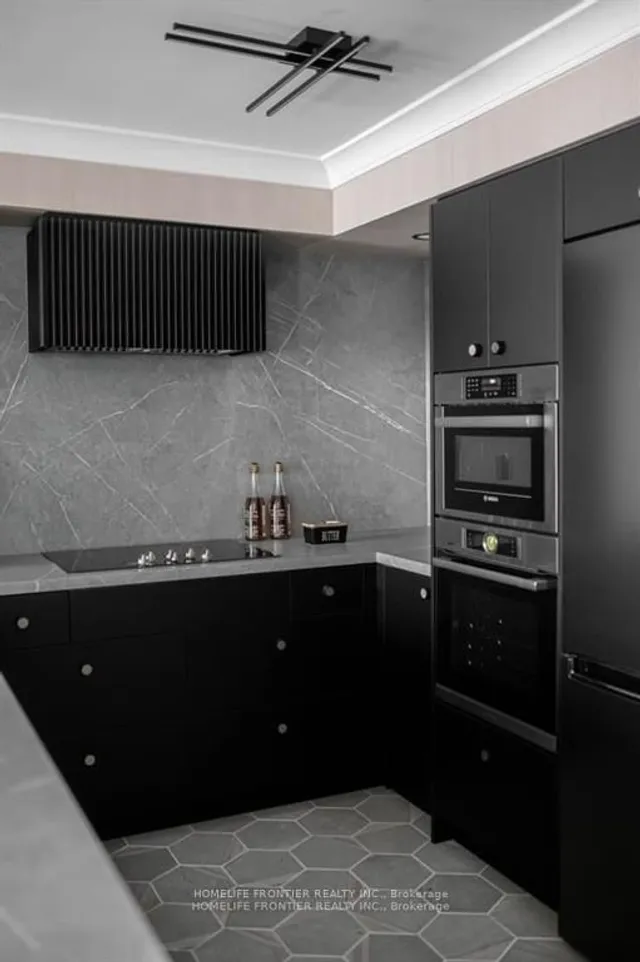 Additional image 21 of 388 Bloor St Unit 1107