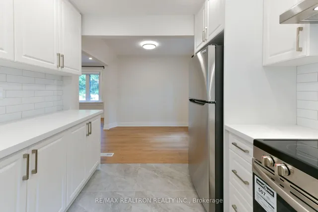 Additional image 15 of 150 Upper Canada Dr