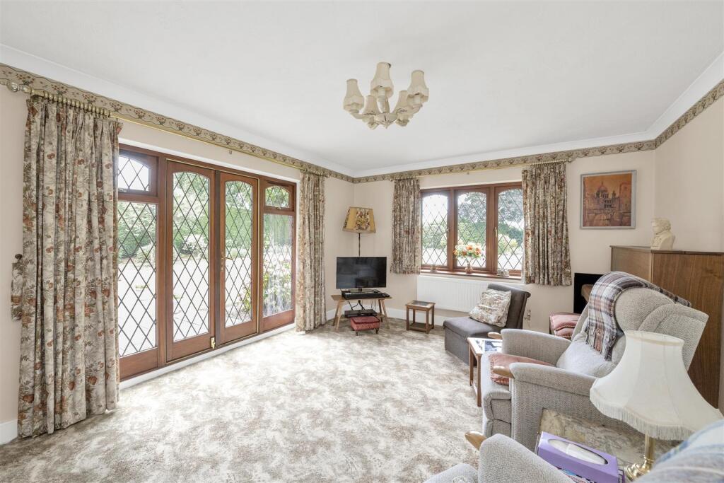 Additional image 5 of Badingham Drive, Harpenden