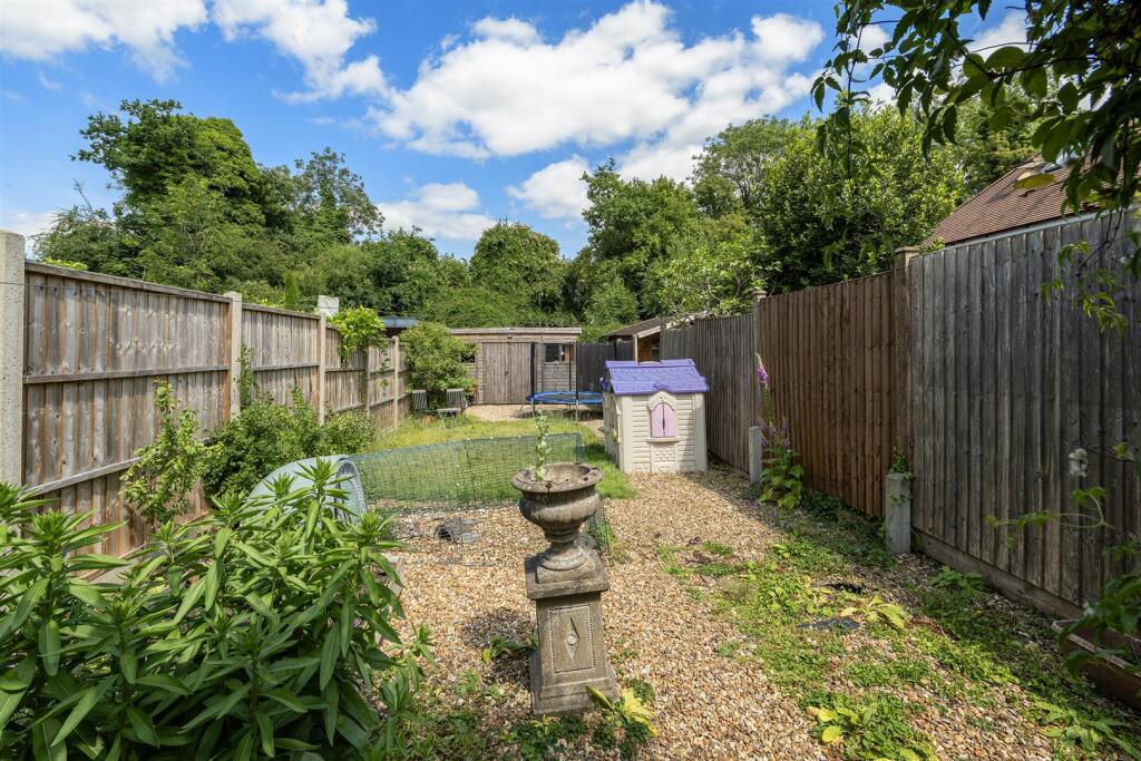 Additional image 12 of Willoughby Road, Harpenden