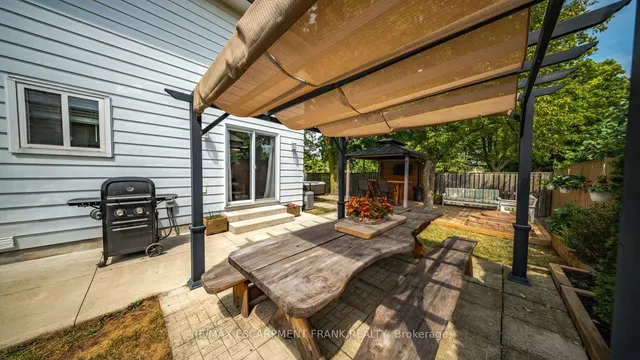 Additional image 29 of 1 YORKDALE Cres