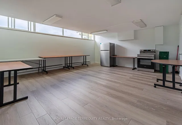 Additional image 26 of 2550 Pharmacy Ave Unit 1615