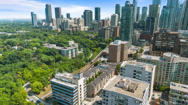 Additional image 41 of 1 Baxter St Unit 8