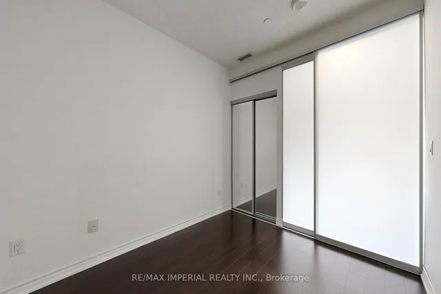 Additional image 28 of 386 Yonge St Unit 4801