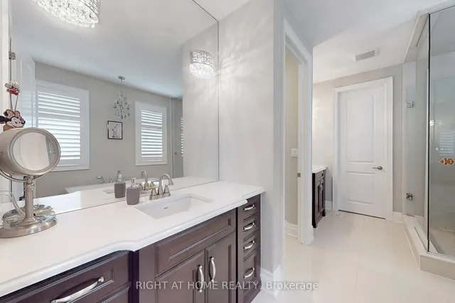 Additional image 33 of 421 Ginger Gate