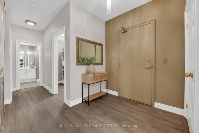 Additional image 32 of 1770 Main St Unit 105