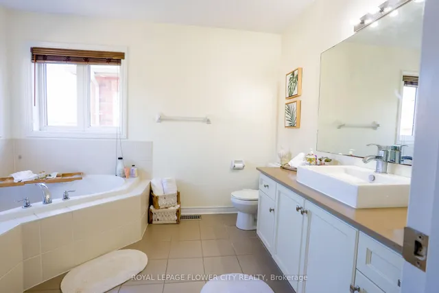 Additional image 22 of 19 Teal Crest Circ