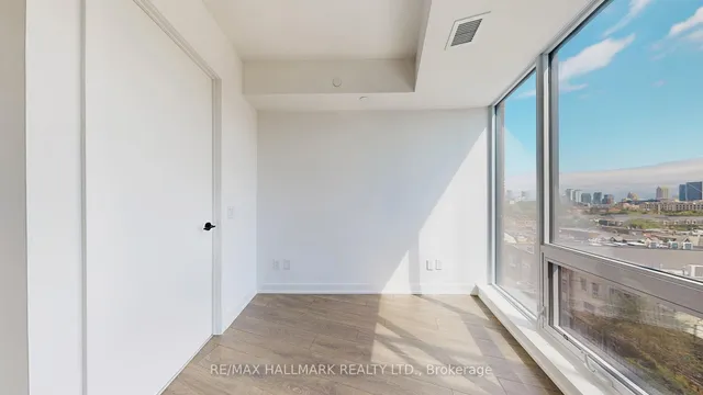 Additional image 12 of 5 Lakeview Ave Unit 703