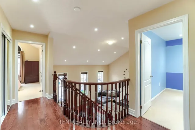 Additional image 22 of 327 PRINGLE Ave