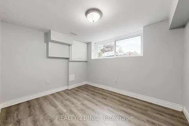 Additional image 26 of 125 S Woodrow Blvd