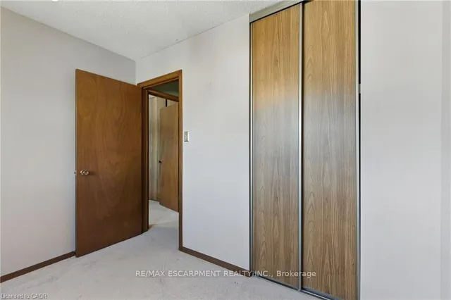 Additional image 25 of 39 Megna Crt