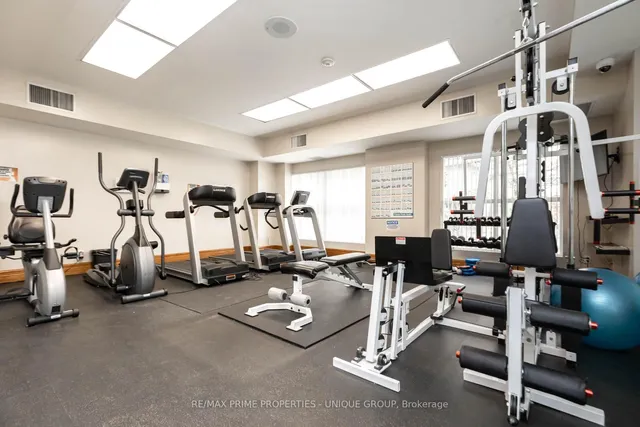 Additional image 35 of 18 Concorde Pl Unit 726