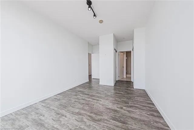 Additional image 18 of 2081 Fairview St Unit 2001