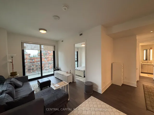 118 Merchants' Wharf Unit 722