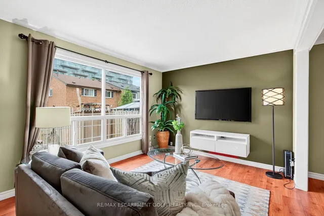 Additional image 12 of 75 Berkindale Dr Unit 95