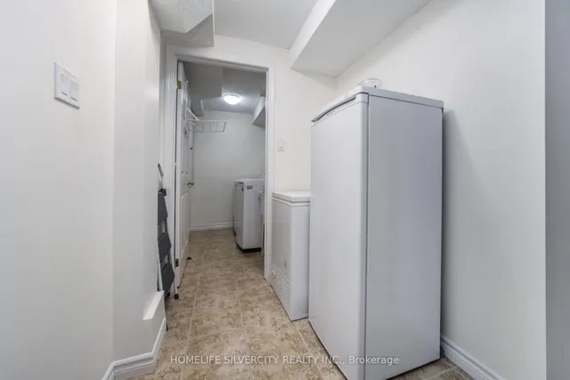 Additional image 38 of 85 Dandelion Rd