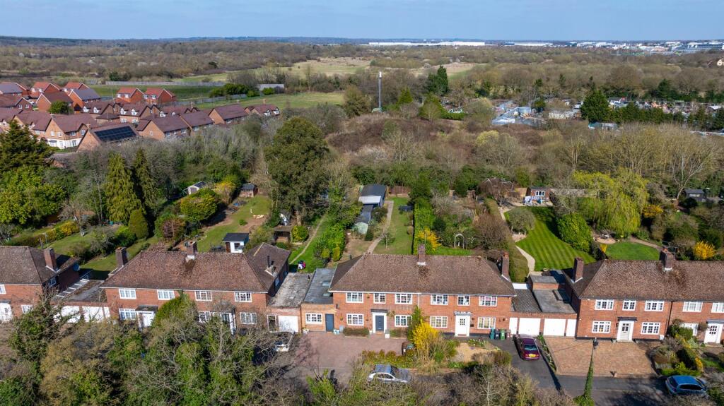 Additional image 35 of Oaklands Lane, St Albans