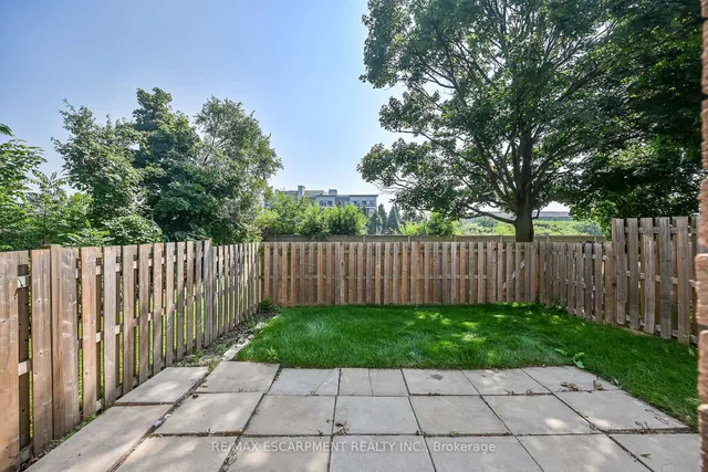 Additional image 35 of 125 Limeridge Rd Unit 8