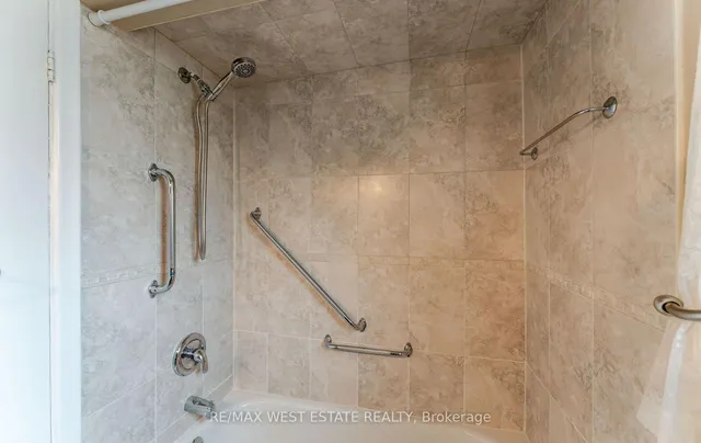 Additional image 26 of 1468 Wilson Ave