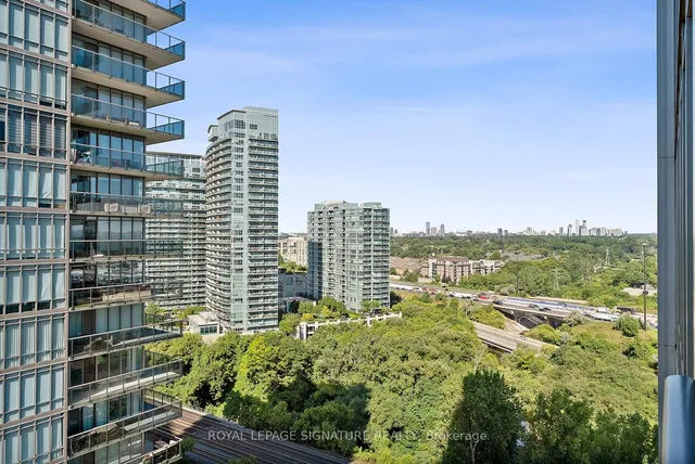 Additional image 38 of 90 Park Lawn Rd Unit 2005