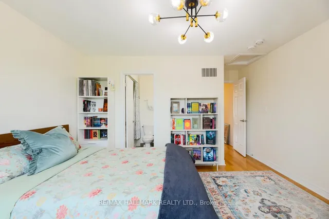 Additional image 13 of 3757 B St Clair Ave