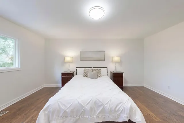 Additional image 32 of 12 Larkfield Dr