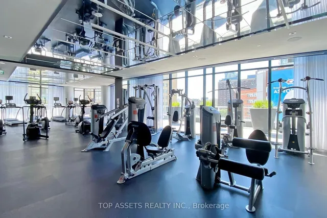 Additional image 31 of 403 Church St Unit 2709